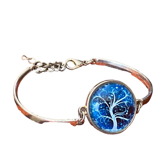 🎈Sale 🎈2 for $10 snowing winter tree blue round metal bracelet adjustable - Picture 4 of 5